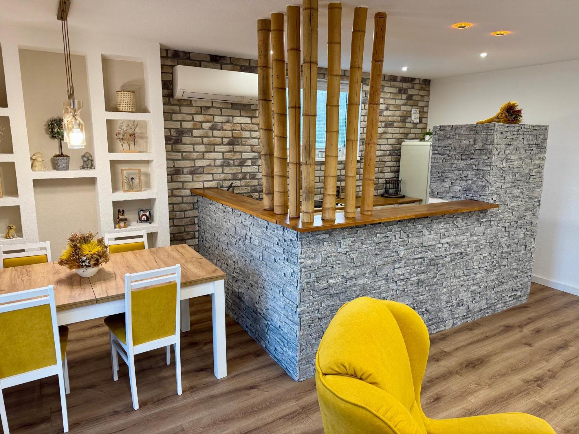 Apartmany Apollo Michalovce Bagian luar foto